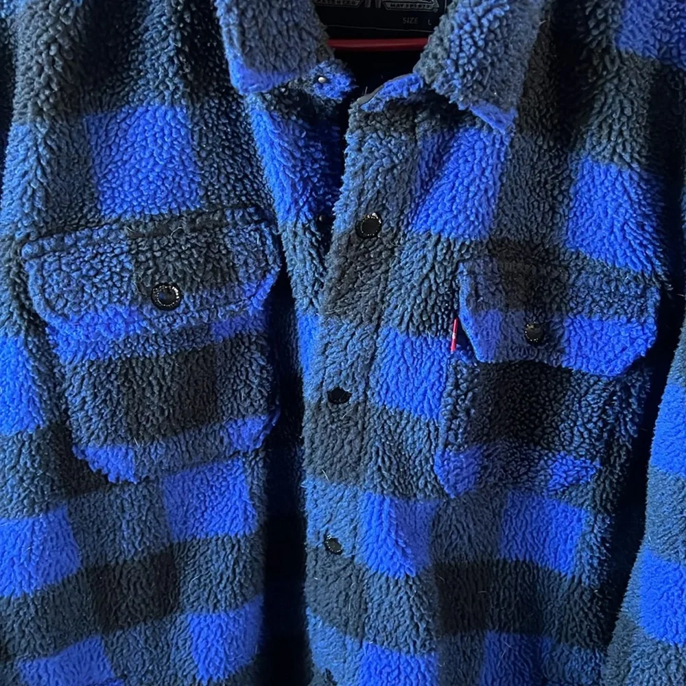Levi Sherpa Buffalo Plaid Shirt Jacket - Picture 6 of 7